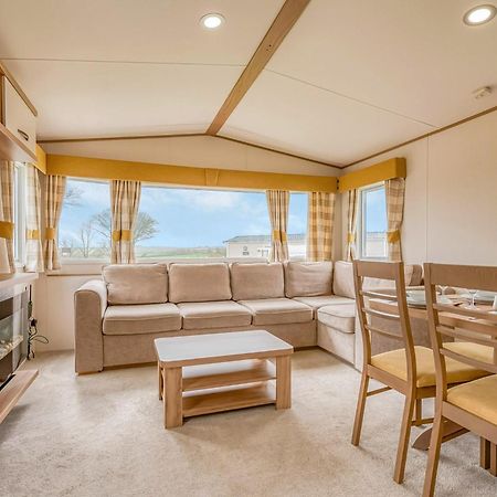 Meadow Lakes Holiday Park Сент-Остел Экстерьер фото